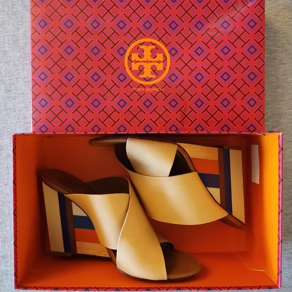 Tory Burch Color Cube 100mm Mule Sandals - Veg Nappa in Sun Beige - Size 8 - Picture 2 of 15